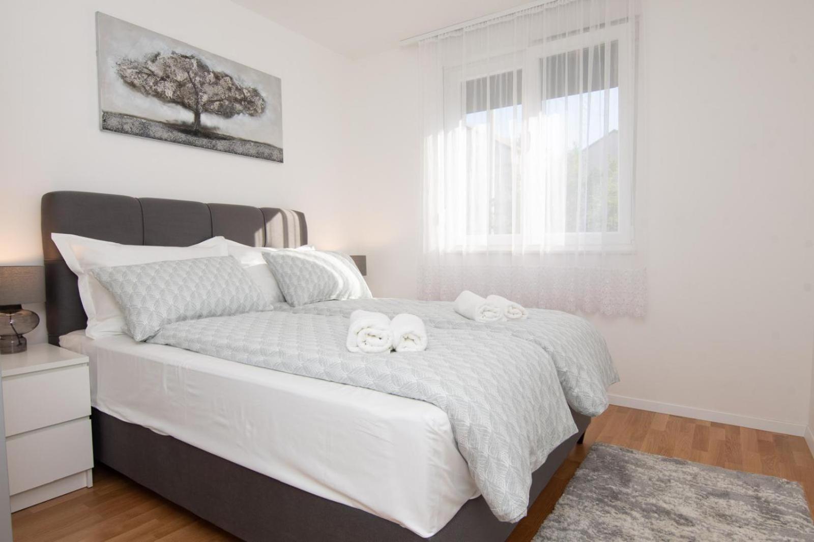 Studio Apartman Apollonia Sinj Exterior photo